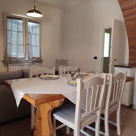 Casa Del Lampone Lägenhet